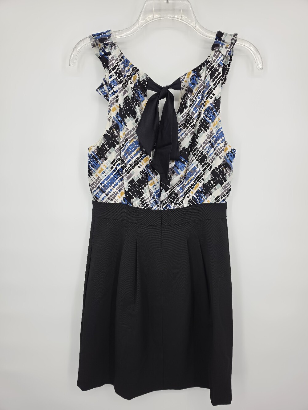 BCBGMAXAZRIA Silk Print Fit Flare Dress Ruffle Floral Detail Womens 4